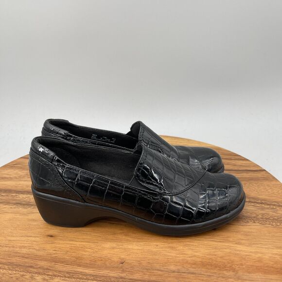 Clarks Shoes - Clarks Bendables Loafers Womens Size 7.5 M Black Animal Print Slip On Shoes
